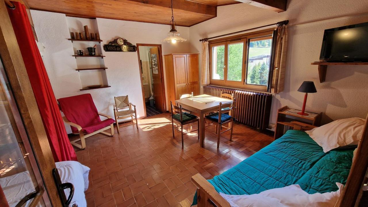 Chalet L'Acinos 蒙热内夫尔 外观 照片